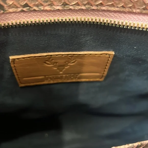 Taxidermy python bag - Picture 7 of 8